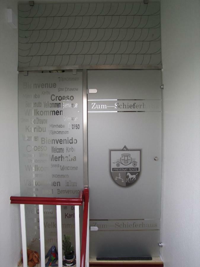 ヴェルメルスキルヒェZum Schieferhausアパートメント エクステリア 写真
