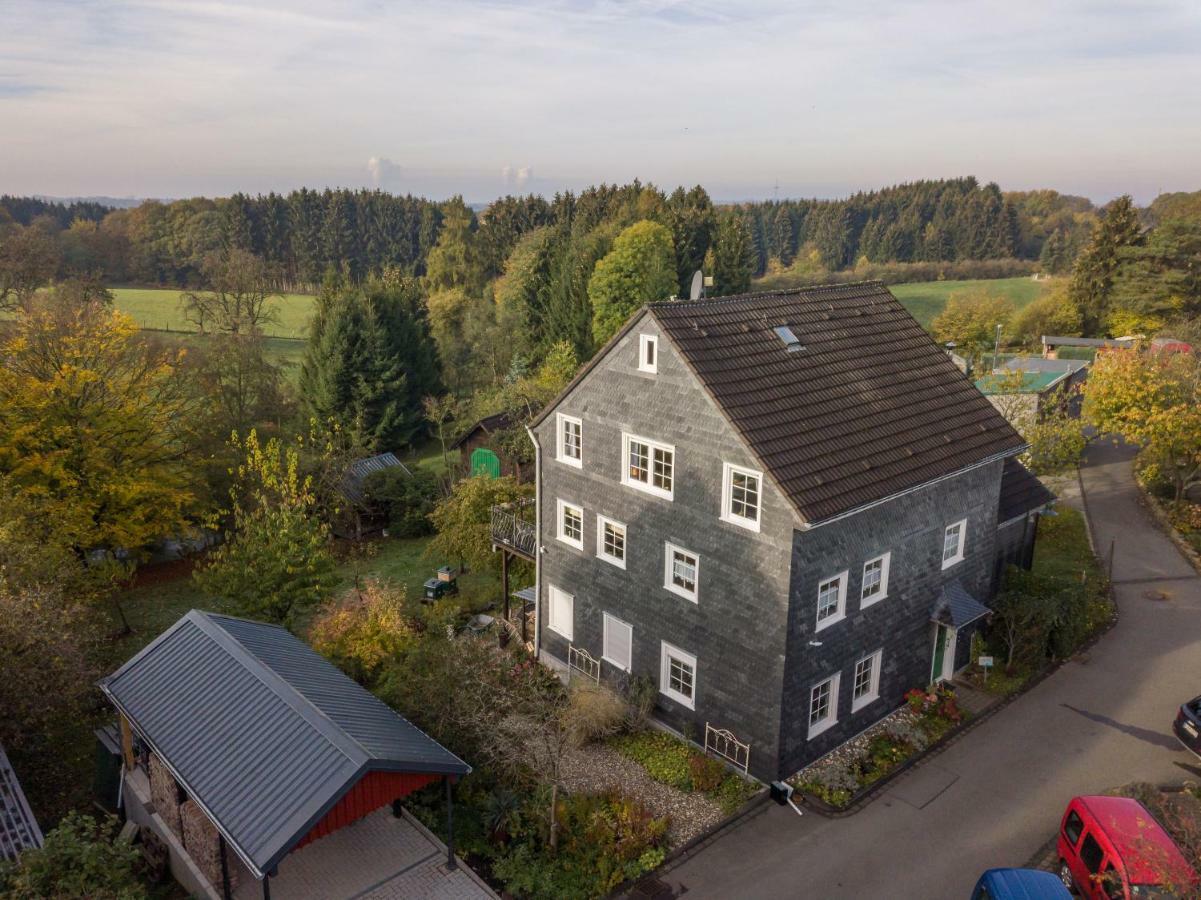 ヴェルメルスキルヒェZum Schieferhausアパートメント エクステリア 写真